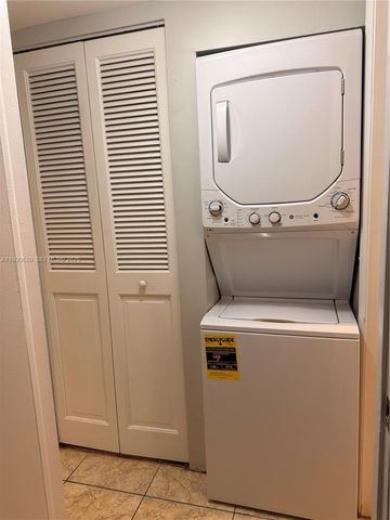 7750 W Mcnab Rd 104, Tamarac, FL 33321