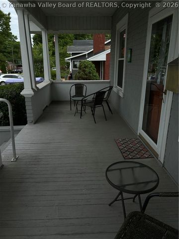 5203 Washington Avenue Se, Charleston, WV 25304
