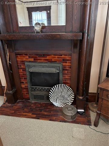 5203 Washington Avenue Se, Charleston, WV 25304