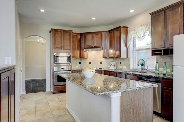 13419 Sunset Bay Lane, Pearland, TX 77584