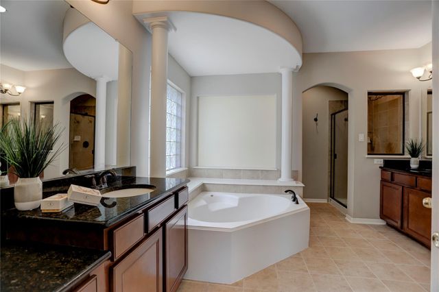 13419 Sunset Bay Lane, Pearland, TX 77584