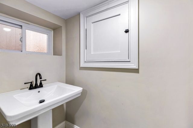 57 Glenwood Ave, City Of Orange Twp., NJ 07050