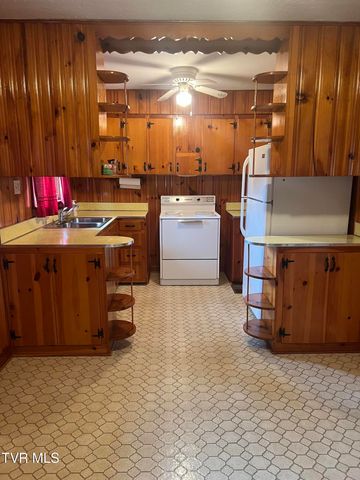 2335 Jones Bridge Road, Greeneville, TN 37743