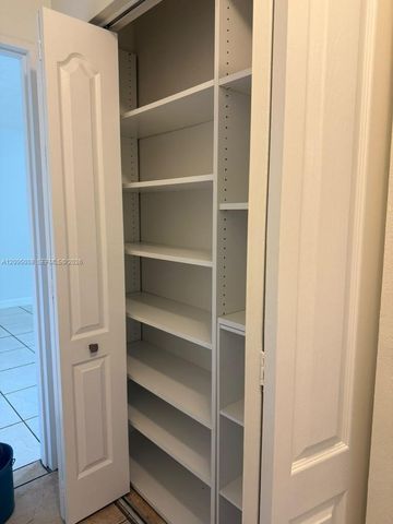 4140 NW 79th Avenue 1C, Doral, FL 33166