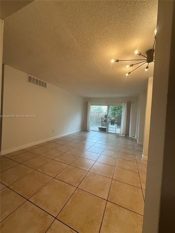 4140 NW 79th Avenue 1C, Doral, FL 33166