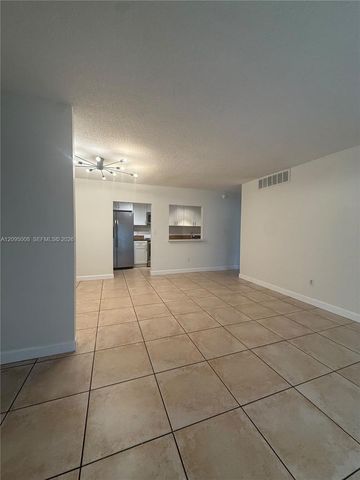 4140 NW 79th Avenue 1C, Doral, FL 33166