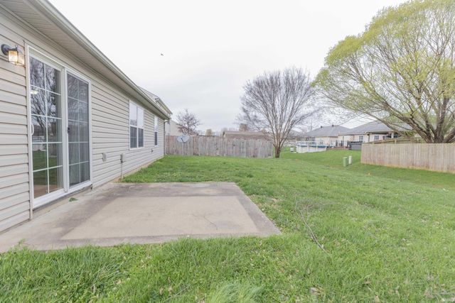 4920 Penrose Drive, Newburgh, IN 47630