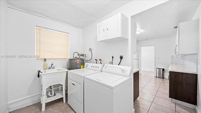 18502 NW 23rd Ct, Miami Gardens, FL 33056