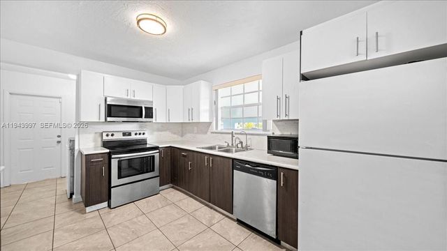 18502 NW 23rd Ct, Miami Gardens, FL 33056