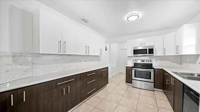 18502 NW 23rd Ct, Miami Gardens, FL 33056