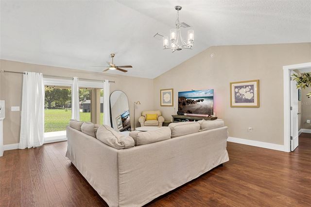 206 SHANNON LANE, Lady Lake, FL 32159