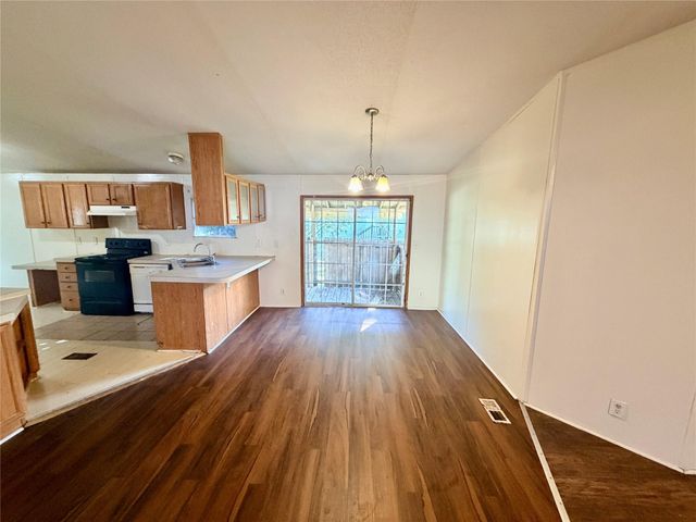 810 Mercedes Benz Court, Humble, TX 77396