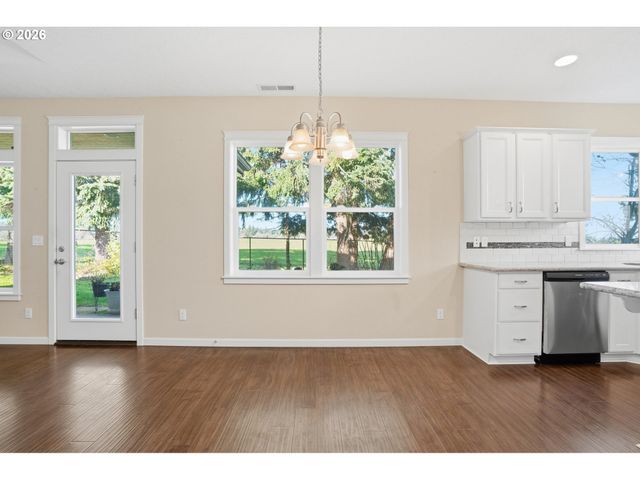 480 Nw REED Ln, Dallas, OR 97338