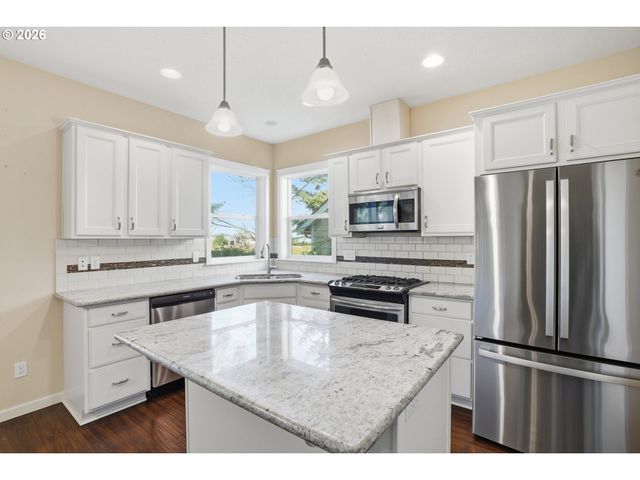 480 Nw REED Ln, Dallas, OR 97338