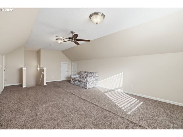 480 Nw REED Ln, Dallas, OR 97338