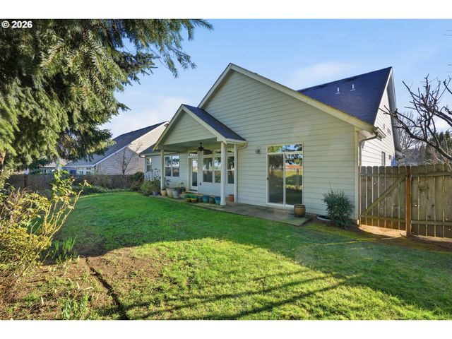 480 Nw REED Ln, Dallas, OR 97338