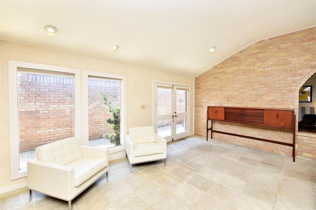 11418 Lakeside Place Drive, Houston, TX 77077