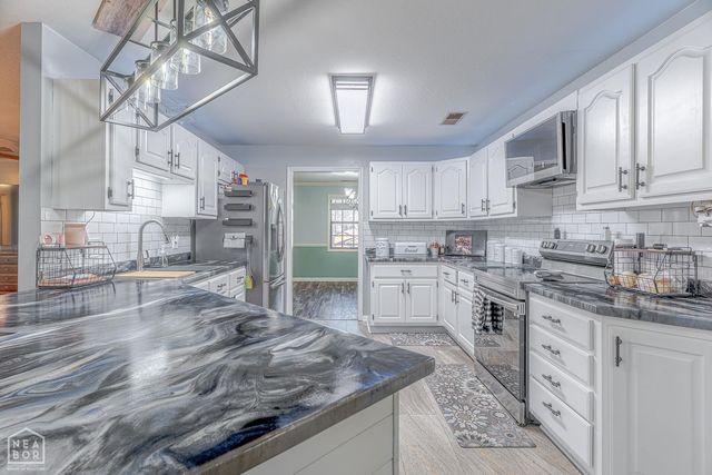 806 W Mueller, Paragould, AR 72450