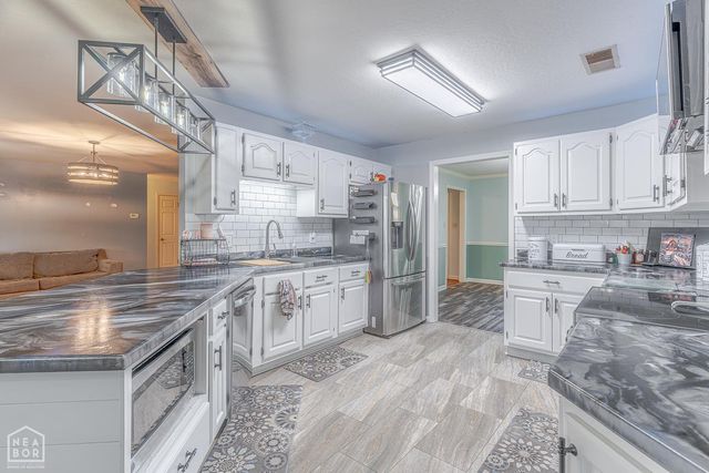 806 W Mueller, Paragould, AR 72450