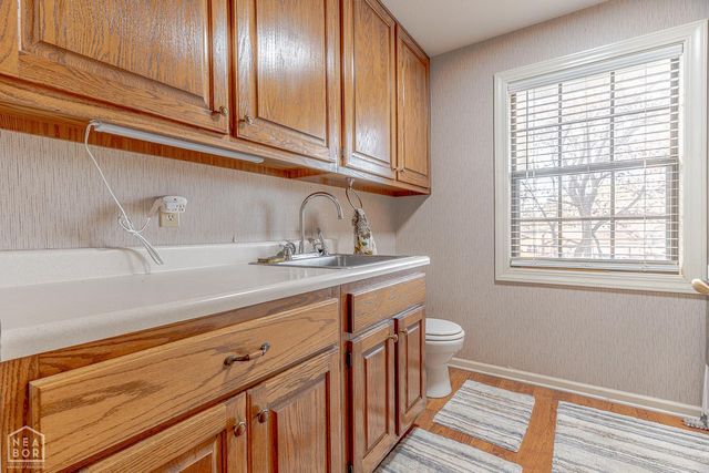 806 W Mueller, Paragould, AR 72450