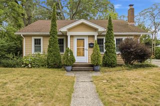 909 Moulton Avenue, Muskegon, MI 49445