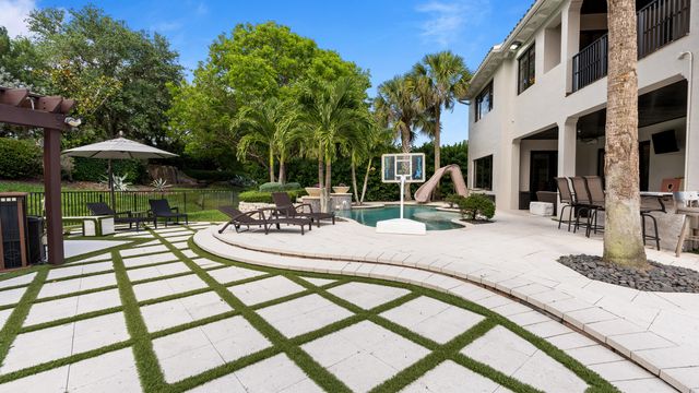 9521 Eden Manor, Parkland, FL 33076