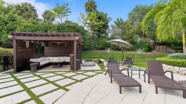 9521 Eden Manor, Parkland, FL 33076
