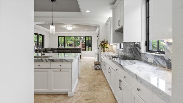 9521 Eden Manor, Parkland, FL 33076
