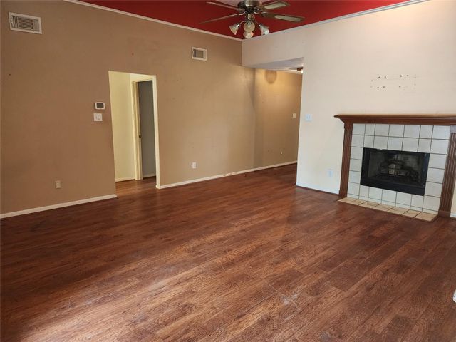 2703 Dovewood Lane, Spring, TX 77373