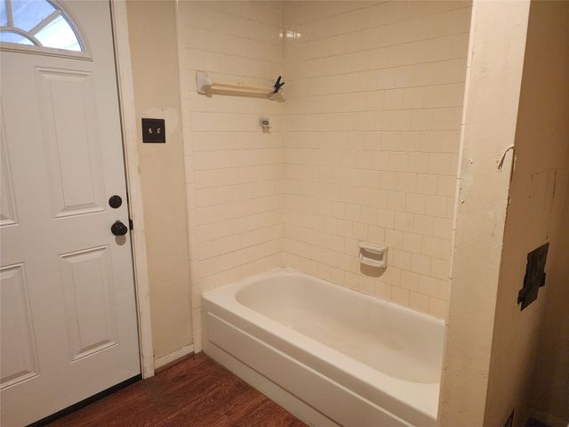 2703 Dovewood Lane, Spring, TX 77373