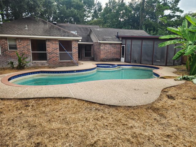 2703 Dovewood Lane, Spring, TX 77373