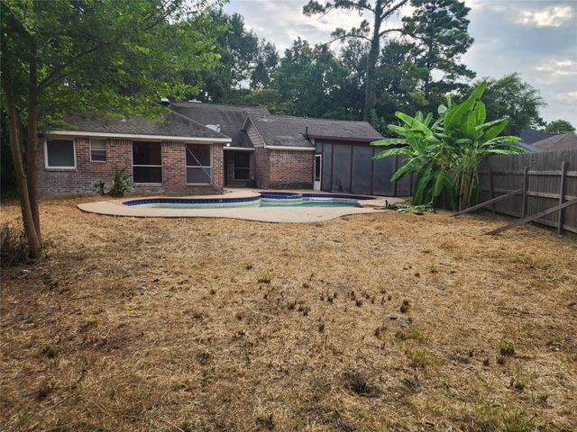 2703 Dovewood Lane, Spring, TX 77373