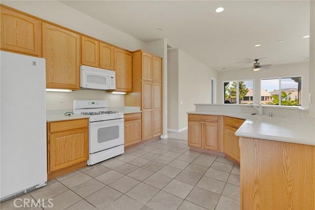 10669 Lanigan Road, Apple Valley, CA 92308