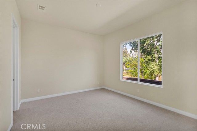 10669 Lanigan Road, Apple Valley, CA 92308