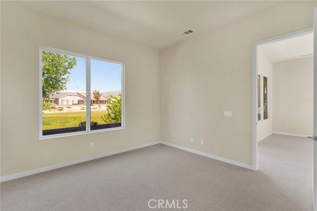 10669 Lanigan Road, Apple Valley, CA 92308