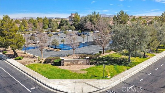 10669 Lanigan Road, Apple Valley, CA 92308