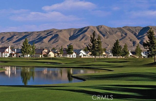 10669 Lanigan Road, Apple Valley, CA 92308