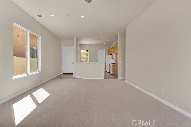 10669 Lanigan Road, Apple Valley, CA 92308