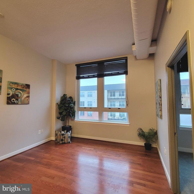 Image 4 of property listing at 155 POTOMAC PSSGE #606, National Harbor, MD 20745