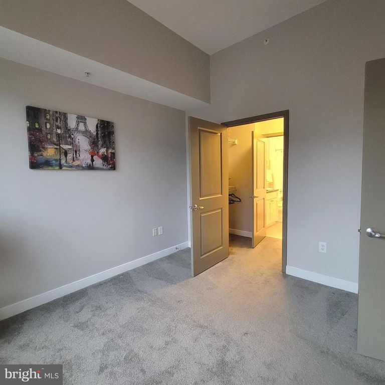 Image 8 of property listing at 155 POTOMAC PSSGE #606, National Harbor, MD 20745