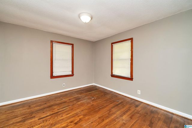 1301 27TH AVENUE N, Hueytown, AL 35023