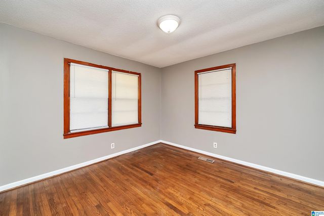 1301 27TH AVENUE N, Hueytown, AL 35023