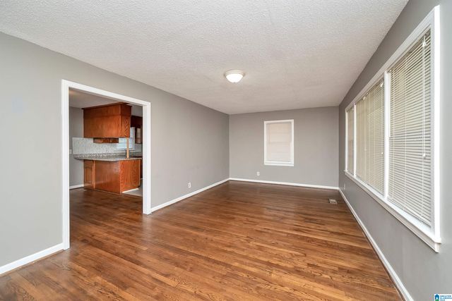 1301 27TH AVENUE N, Hueytown, AL 35023