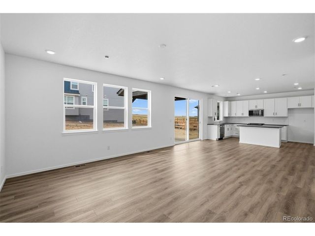 712 Pershing Pt, Elizabeth, CO 80107