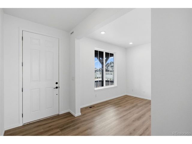 712 Pershing Pt, Elizabeth, CO 80107