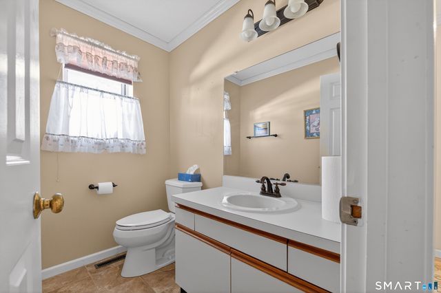 23 Chatsworth Road 23, Granby, CT 06035