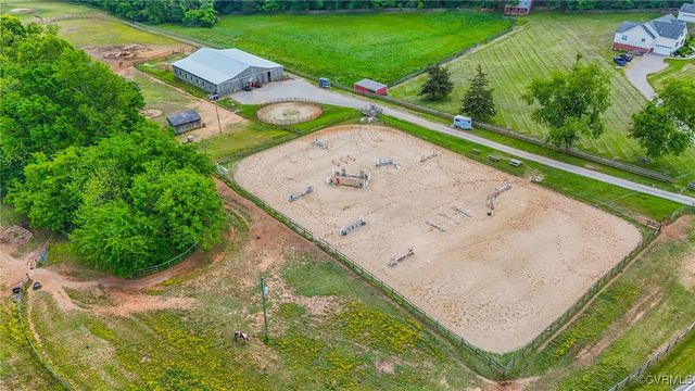 2418 Mill Rd, Powhatan, VA 23139