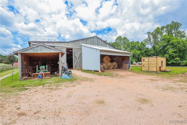 2418 Mill Rd, Powhatan, VA 23139