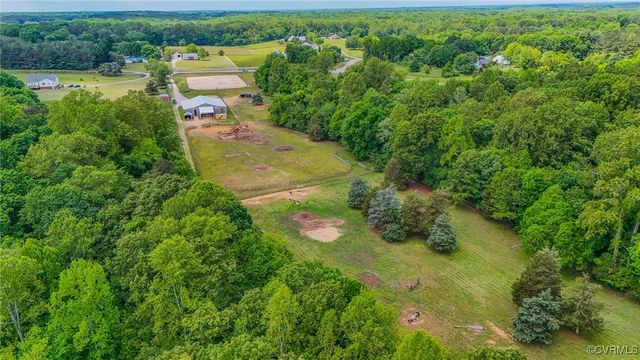 2418 Mill Rd, Powhatan, VA 23139