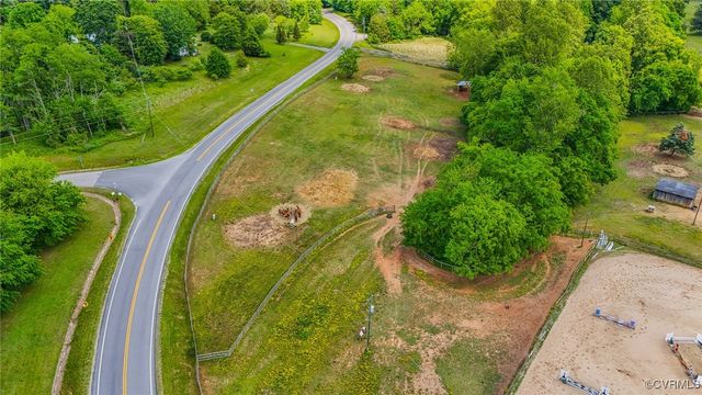 2418 Mill Rd, Powhatan, VA 23139
